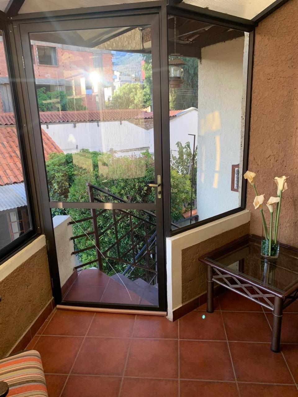 Apartamento Con Jardin Cochabamba Exterior photo